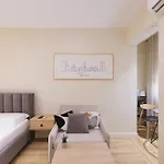 Apartman Syncron In The Center Of