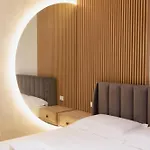 Syncron In The Center Of Apartman Tirana