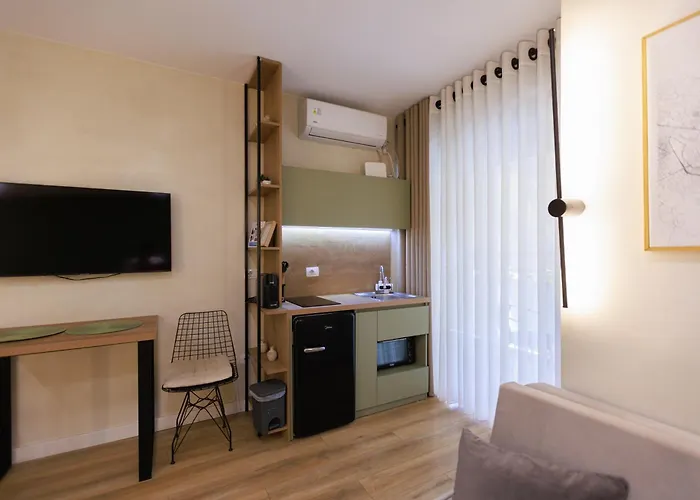 Syncron In The Center Of Apartament *
